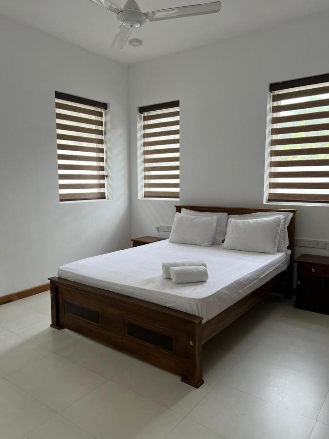 Silina Airport Residence & Transit Hotel Katunayake Exterior photo