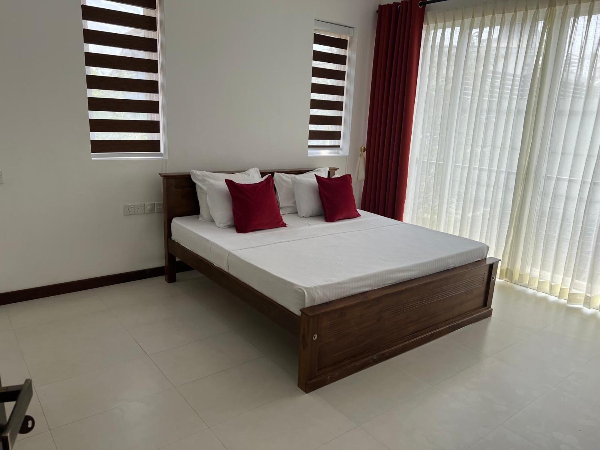 Silina Airport Residence & Transit Hotel Katunayake Exterior photo